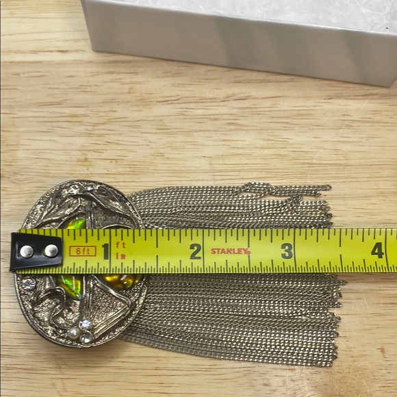 Vintage Silver Brooch with Fringe chain - Picture 9 of 11